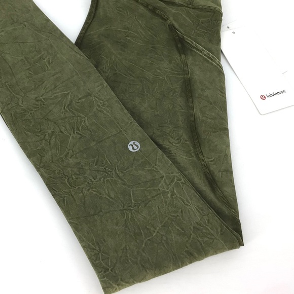 NWT Lululemon Fast and Free High Rise Tight - Picture 6 of 6